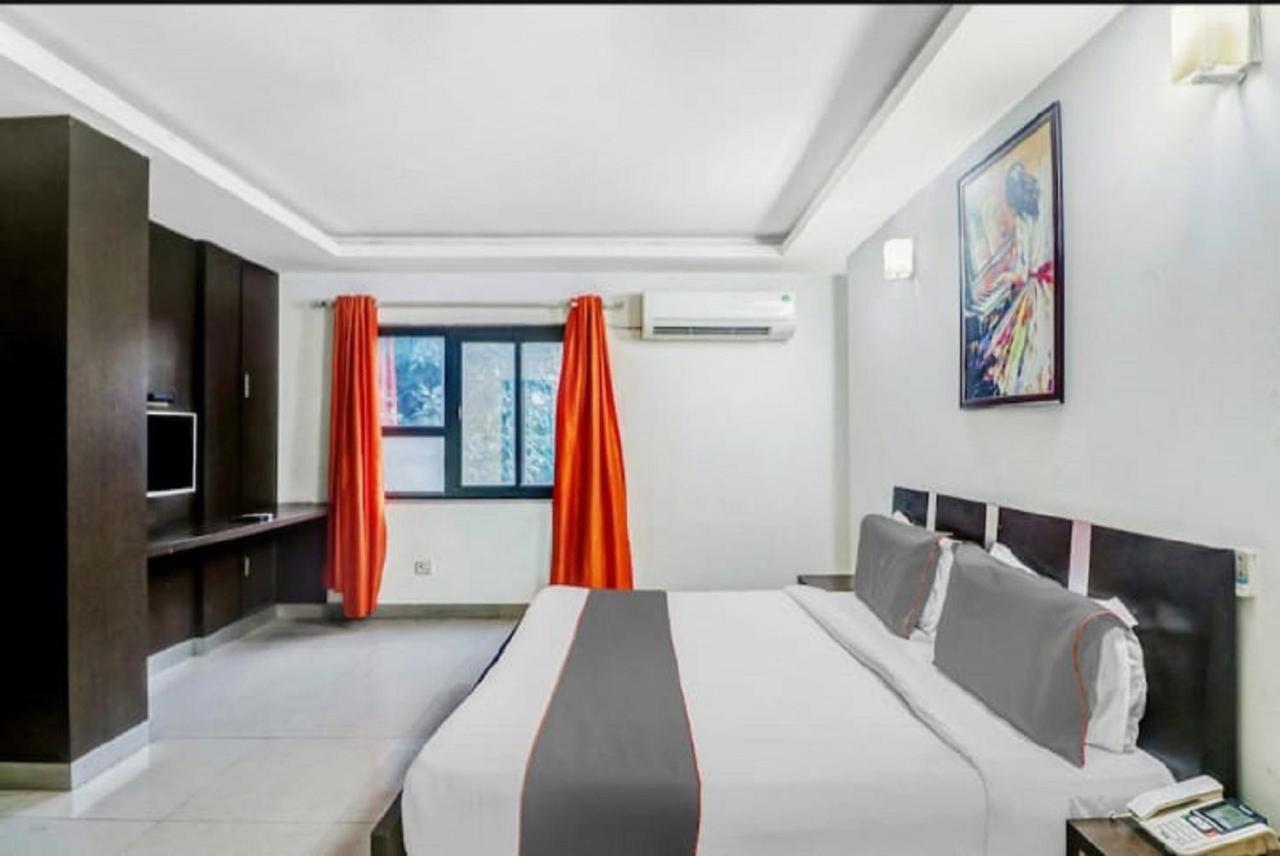 Del Fox Hotel, Delhi Airport New Delhi Exterior photo