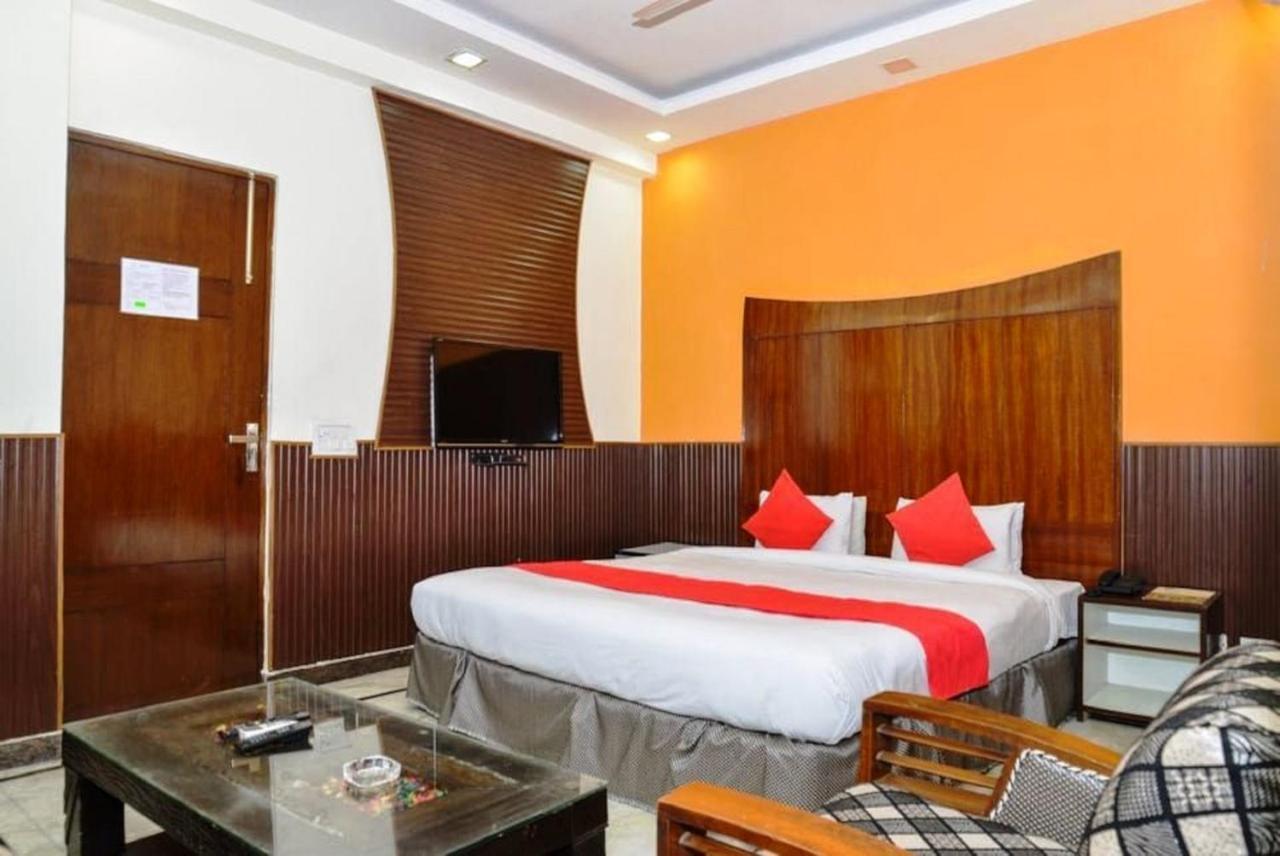 Del Fox Hotel, Delhi Airport New Delhi Exterior photo