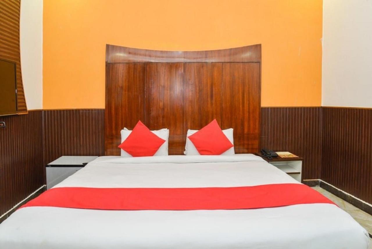 Del Fox Hotel, Delhi Airport New Delhi Exterior photo