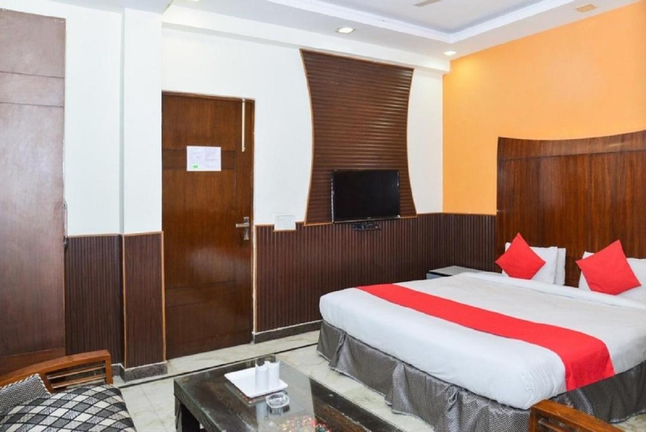 Del Fox Hotel, Delhi Airport New Delhi Exterior photo
