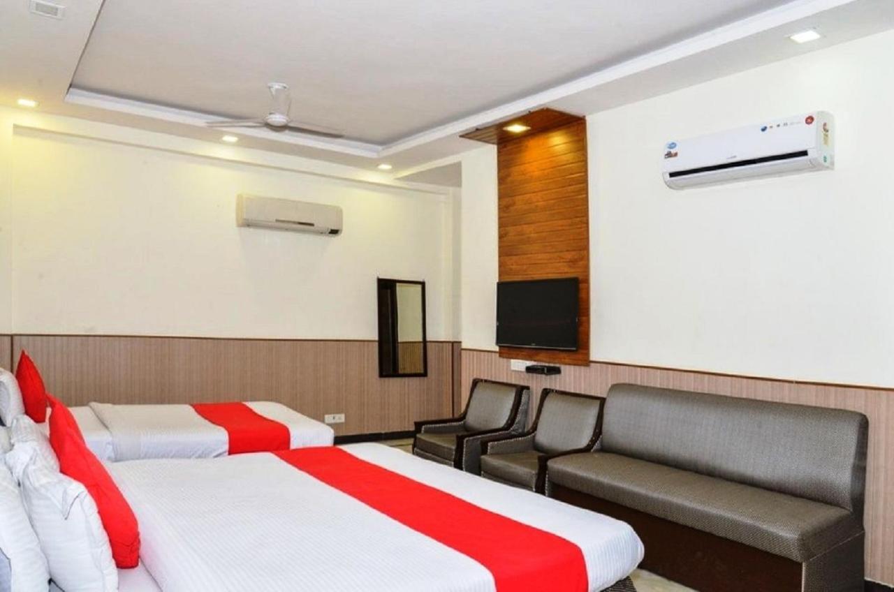 Del Fox Hotel, Delhi Airport New Delhi Exterior photo